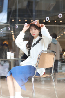 俄罗斯13一16泑女